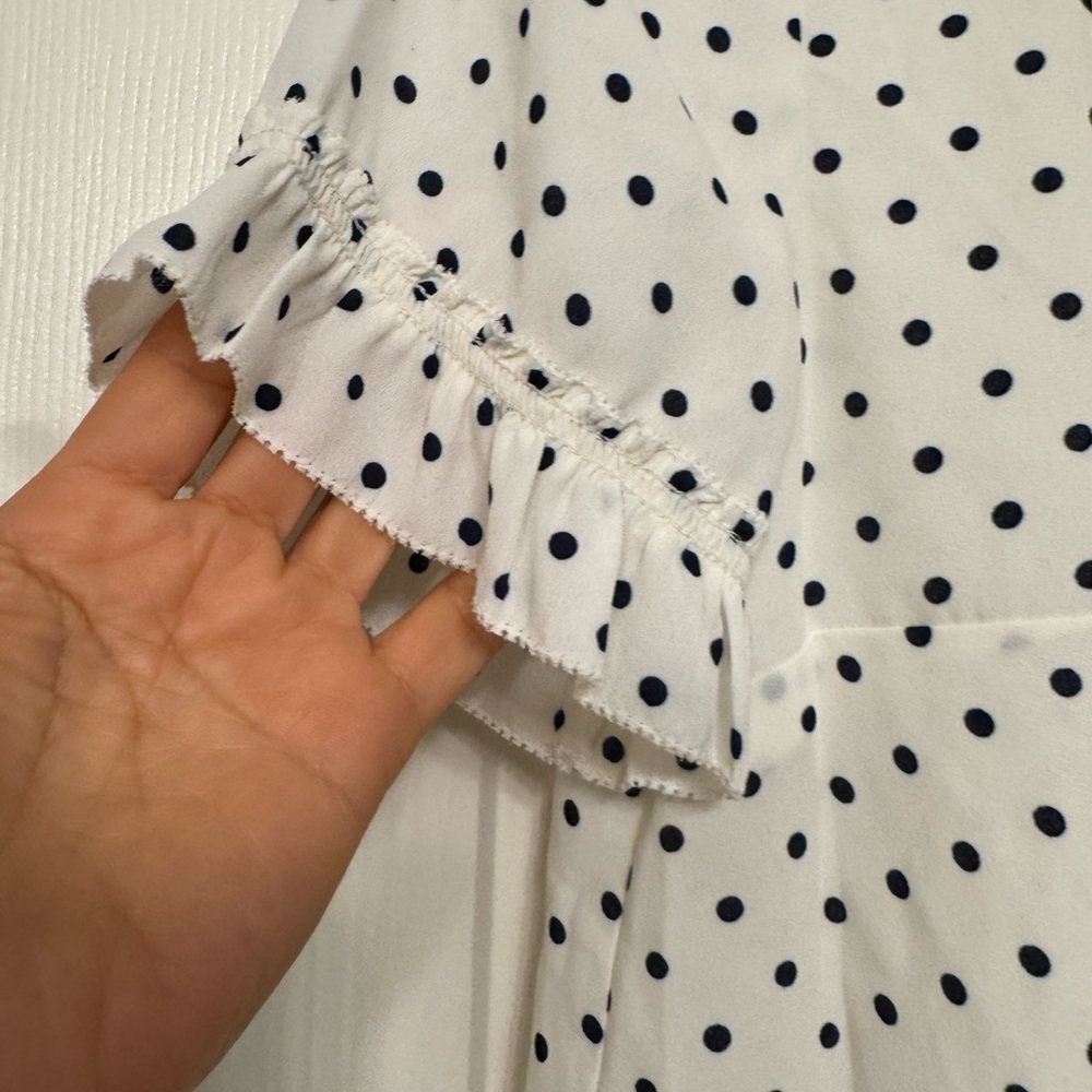 Talbots polka dots ruffle blouse - Picture 4 of 7